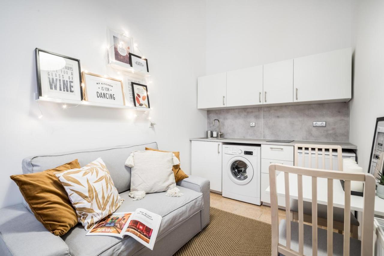 Bpr Delia'S Apartment ブダペスト エクステリア 写真